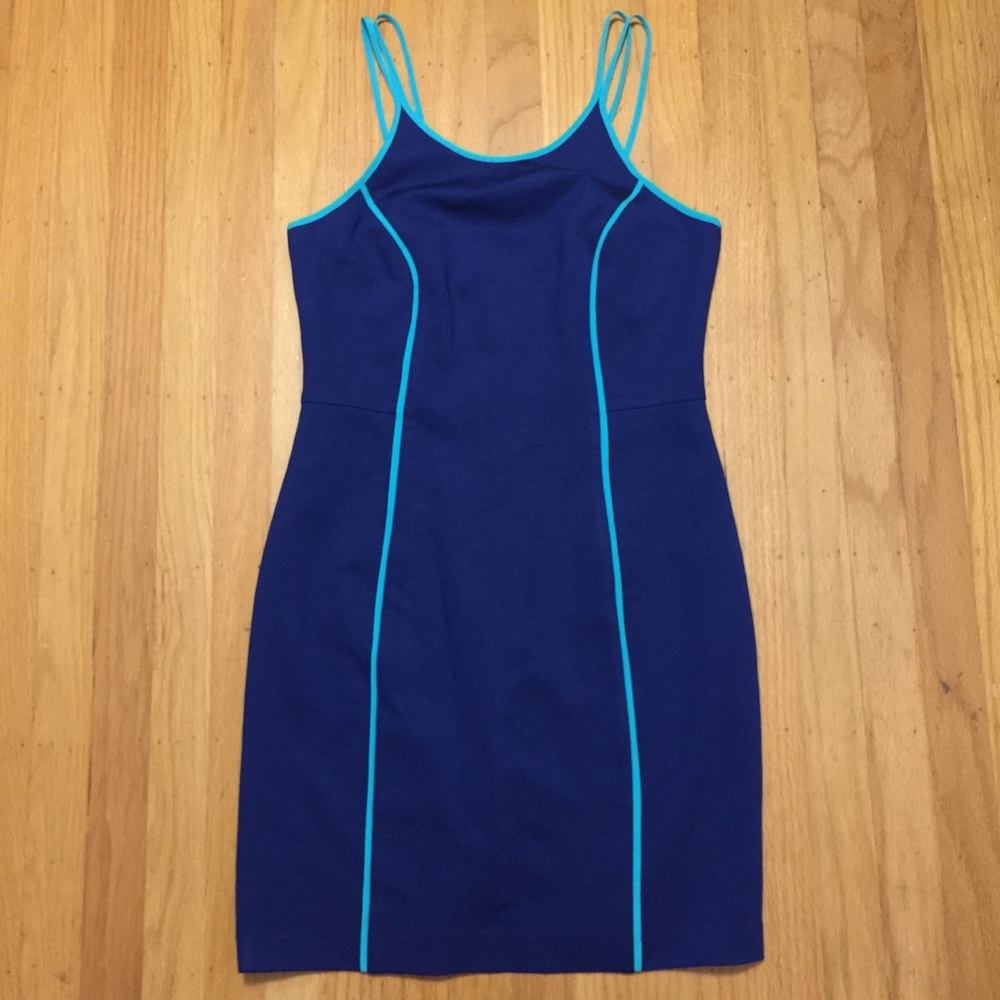 Trina Turk Beautiful Blue Stretchy Dress Size 8 M